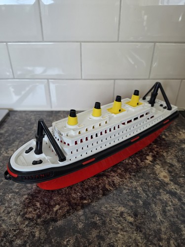 41cm titanic replica toy boat - 41cm,