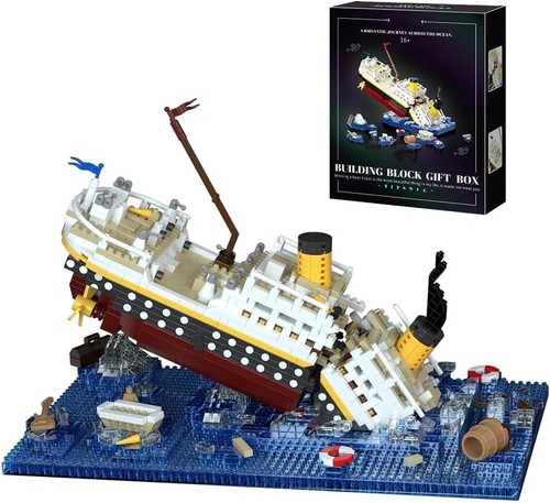Titanic model building blocks - titanic,